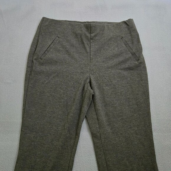 Chicos Fabulously Slimming Women 1 Short US M/8 Gray Straight Leg Stretch Pants - Picture 3 of 11